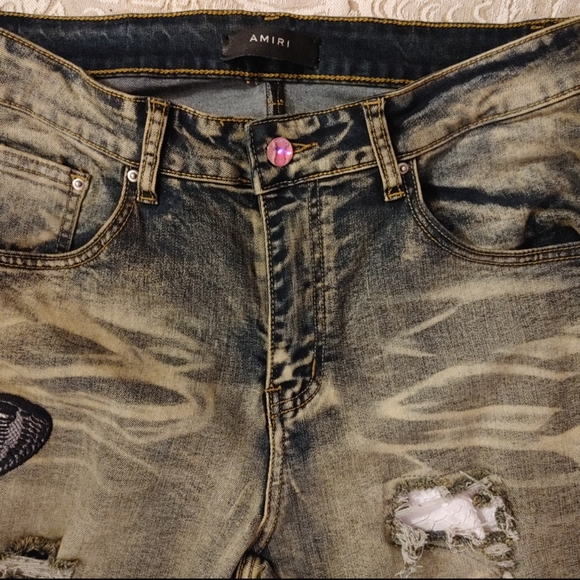 Amiri jeans perfect condition price negotiatable. Dropping price for one day 700 - Picture 6 of 9